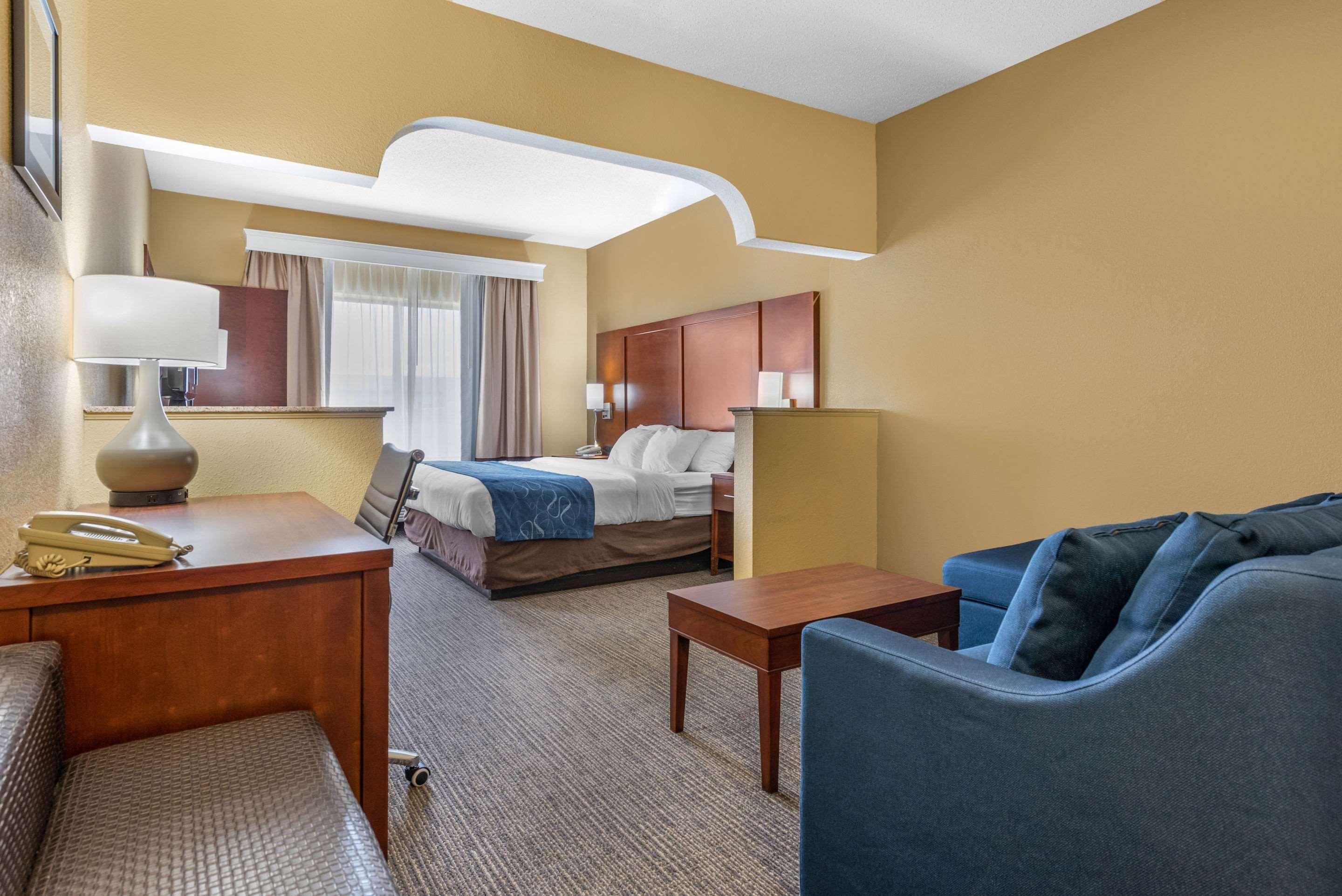 คอมฟอร์ต สวีท ฟินด์เลย์ Hotel ฟินด์ลีย์ ภายนอก รูปภาพ