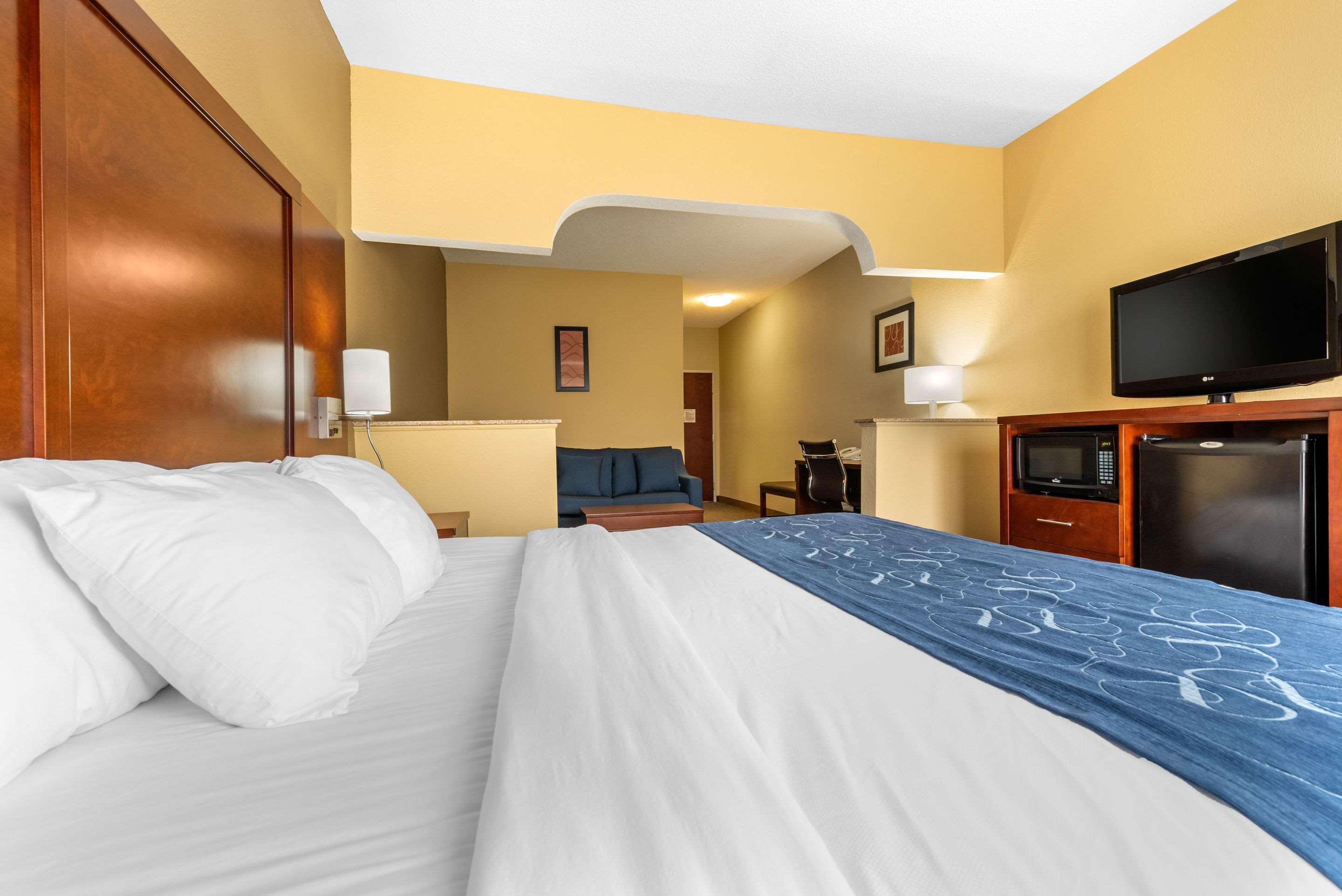 คอมฟอร์ต สวีท ฟินด์เลย์ Hotel ฟินด์ลีย์ ภายนอก รูปภาพ